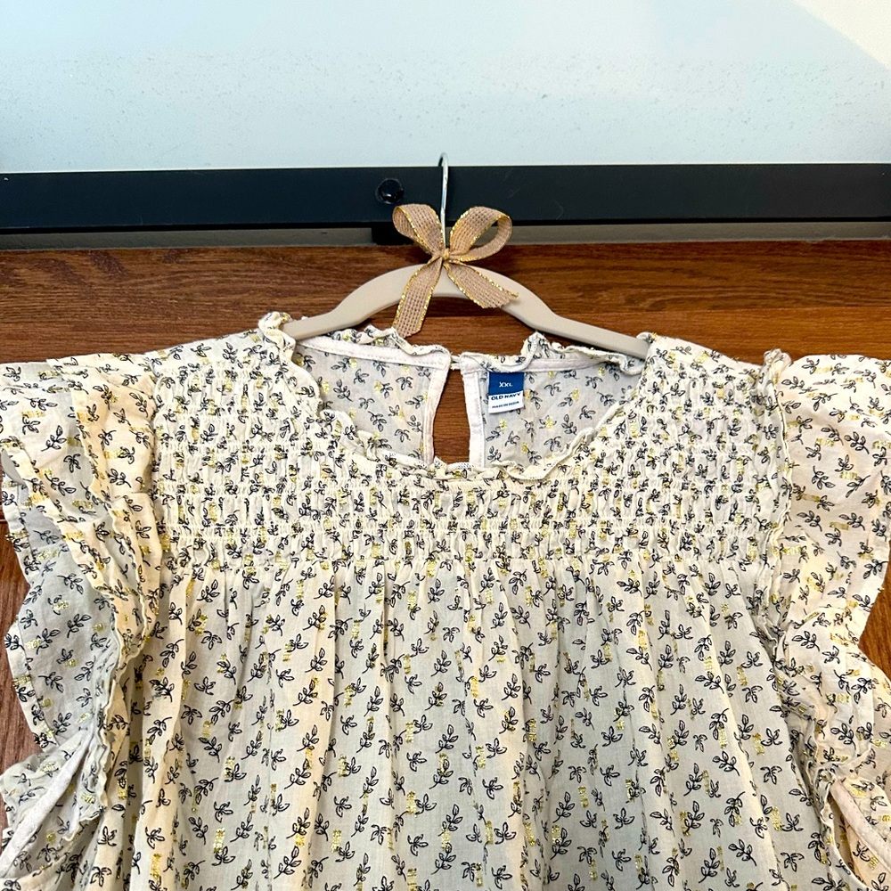 Smocked Floral Peasant Style Top